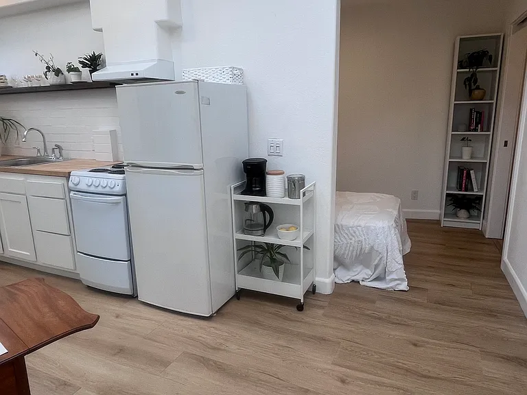 3929 Stanford Dr #1 — Photo 5