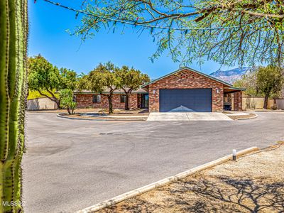9840 N Desert Sky Rd, Tucson, AZ, 85737
