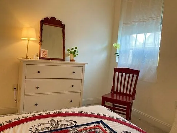 58 Almont St #5 — Photo 3