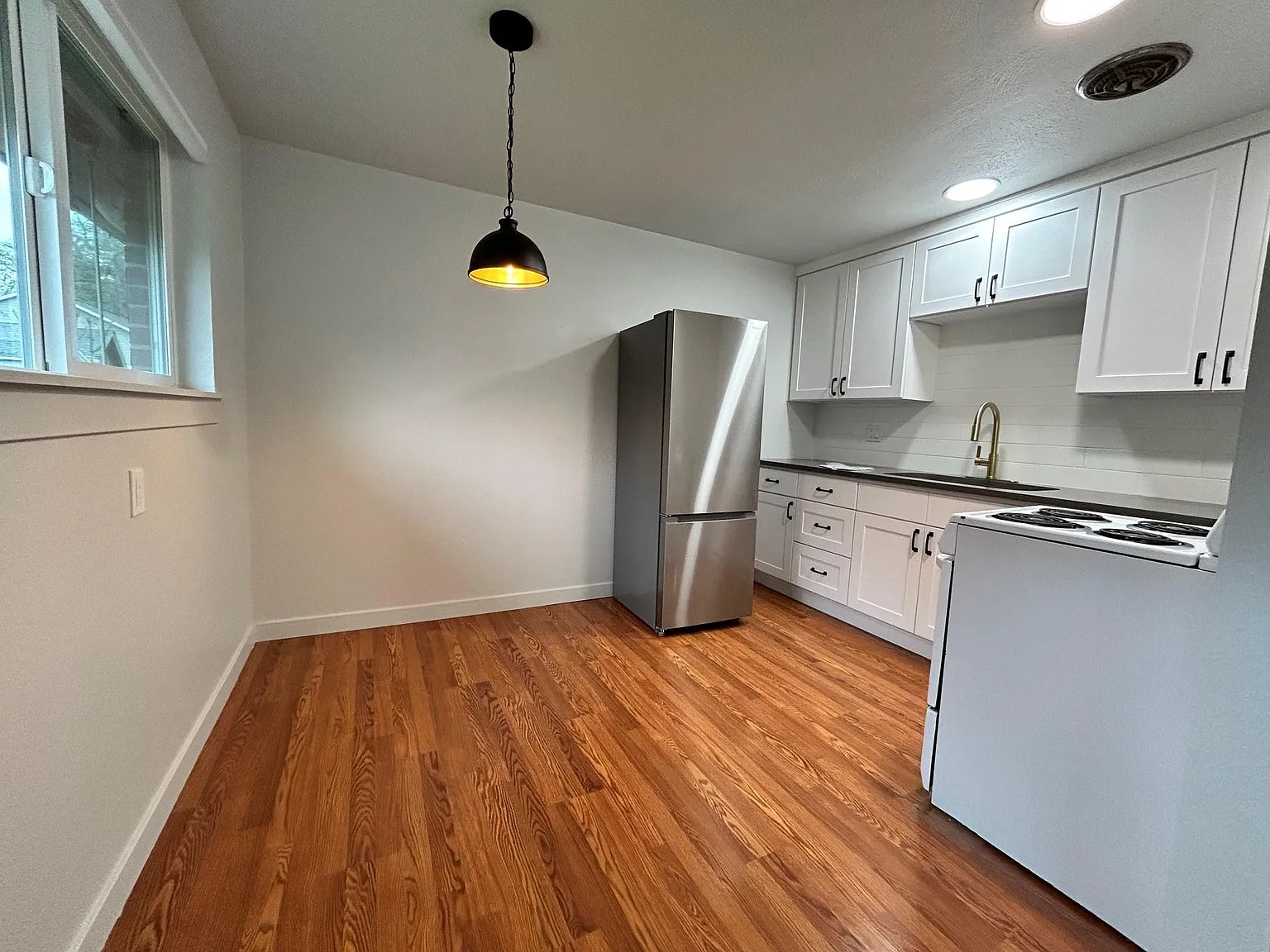 1 bed, 650 sqft, $1,450 — Photo 2