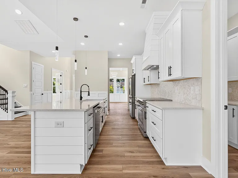 474 S Middleton Dr NW — Photo 17