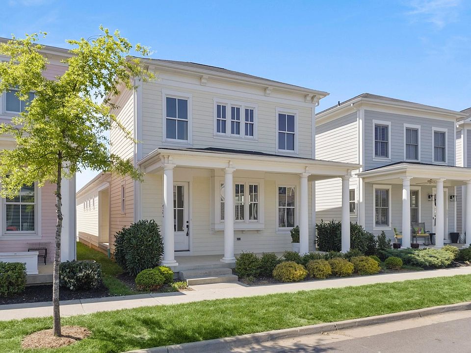 Front of home in the geothermal North Village of Norton Commons