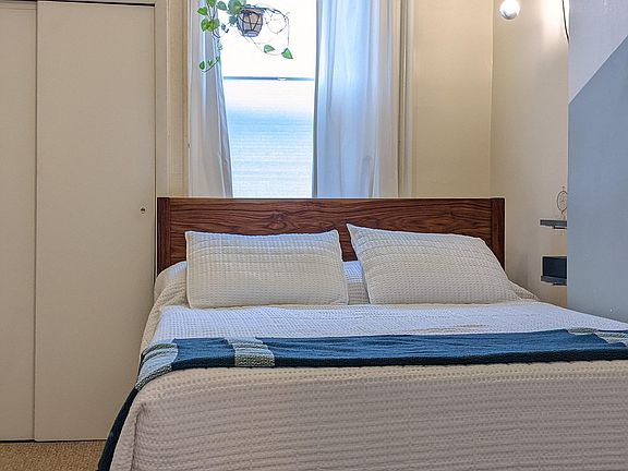 5th image of 112 Brooklyn Ave #2