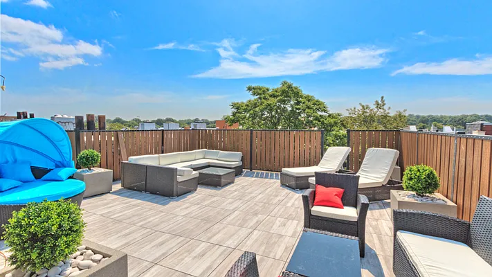 Rented by Nooklyn NYC LLC | media 26