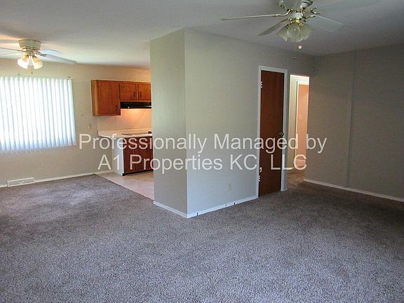 3rd image of 8714 E 114th St