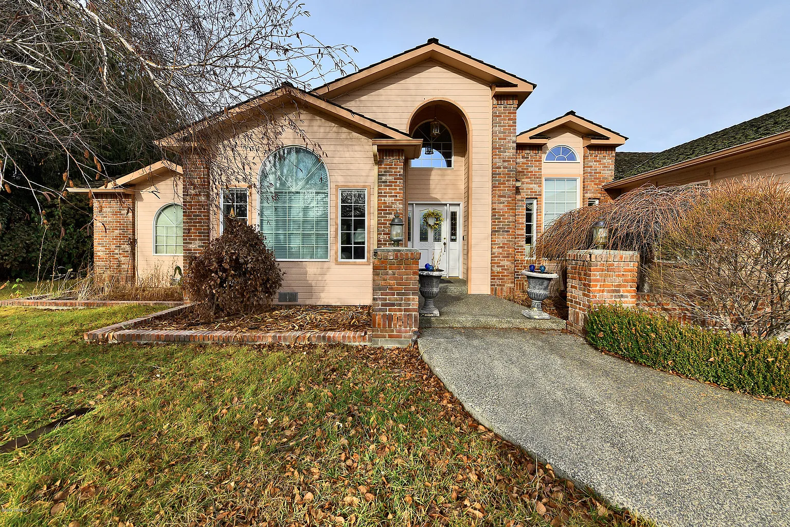 6601 Glacier Ct photo 1
