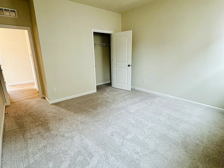 3790 Riverstone Dr — Photo 10