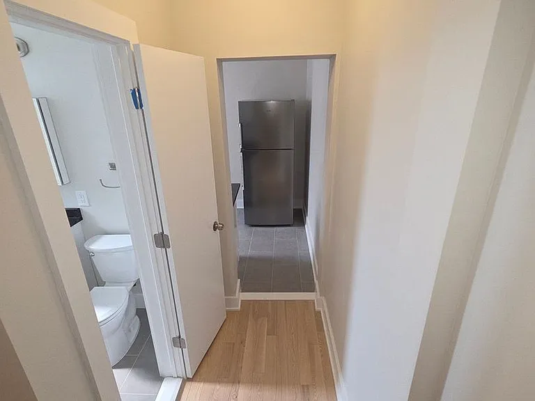 37 Hague St — Photo 6
