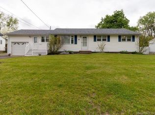 18 Sidor Dr, Enfield, CT 06082