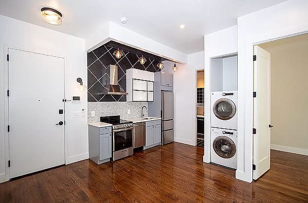 1st image of 104 McKibbin St #2