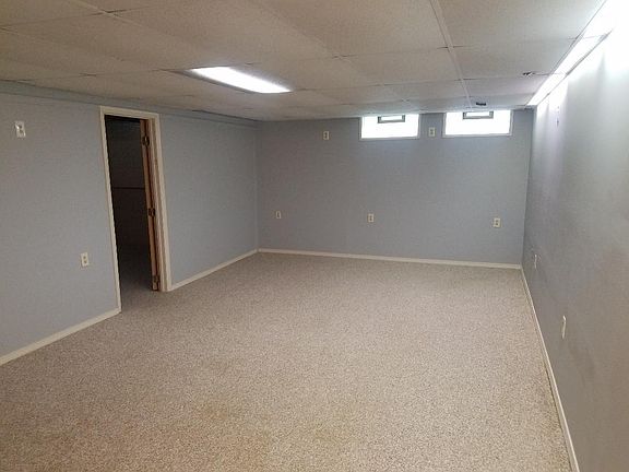 2nd image of 3275 Dales Ct