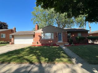 9244 California St, Livonia, MI 48150