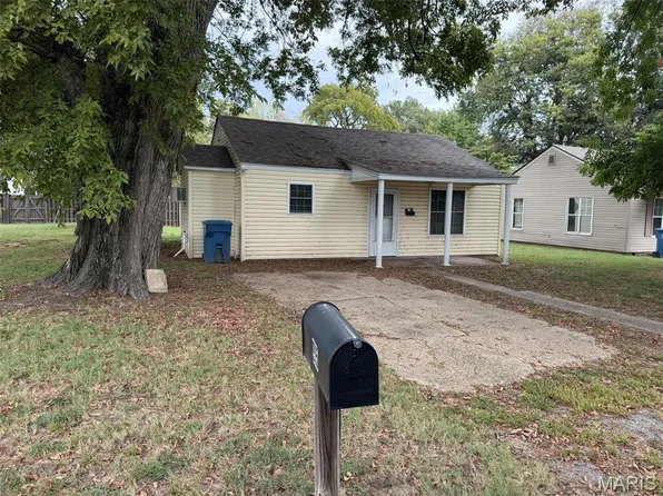 915 Mott St, New Madrid, MO 63869