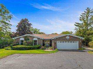 360 Charal Ln, Highland Park, IL 60035