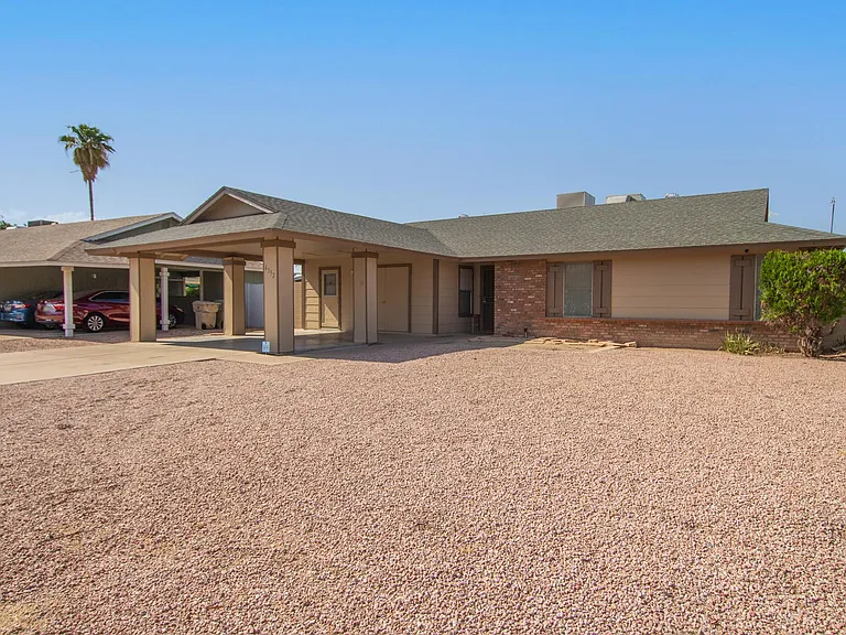 6132 W Mauna Loa Ln — Photo 1