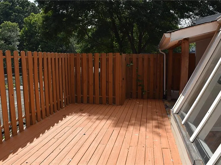 227 Goshen Ln — Photo 18