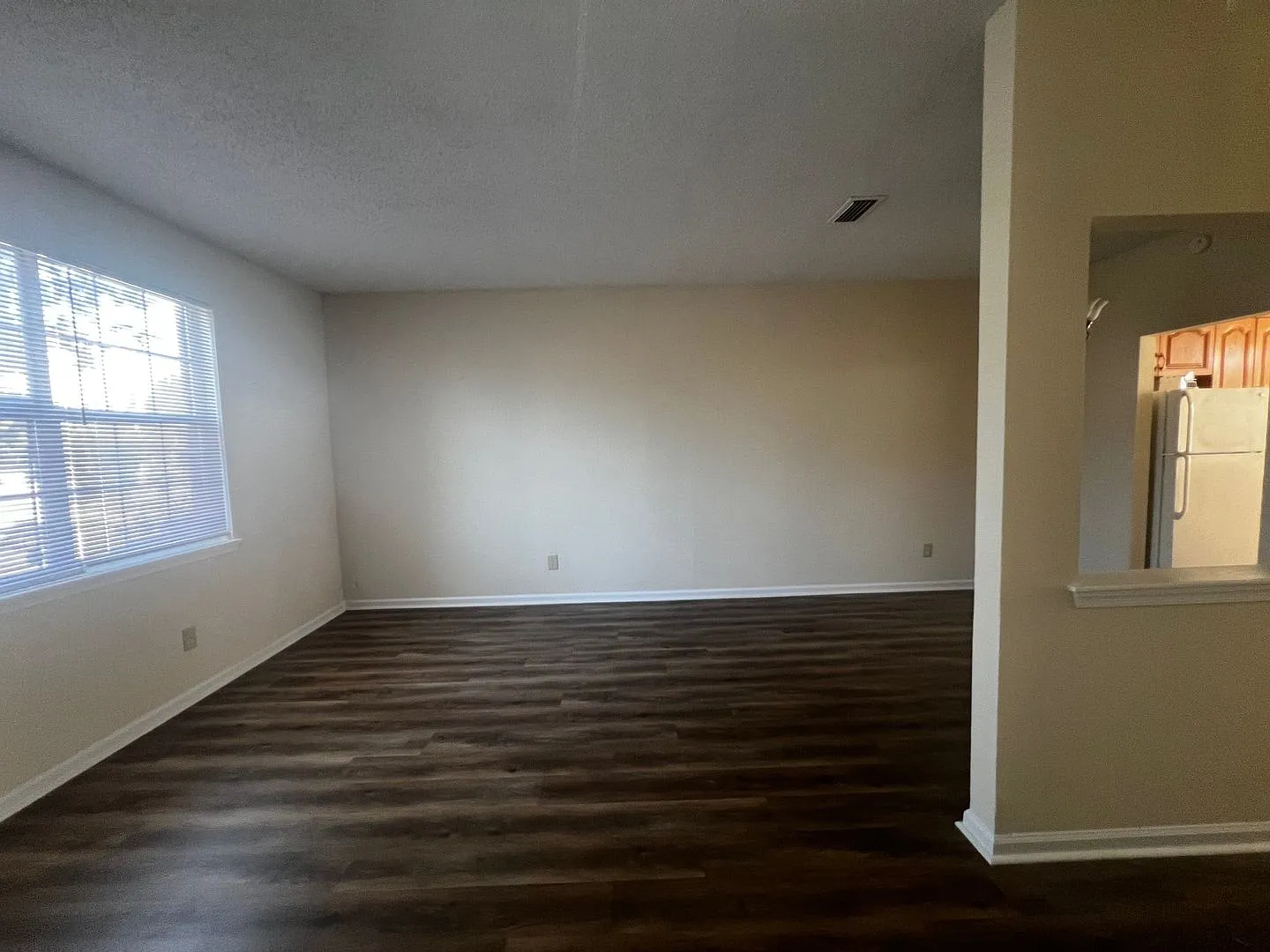 Townhome For Rent In Virginia Beach — Photo 3