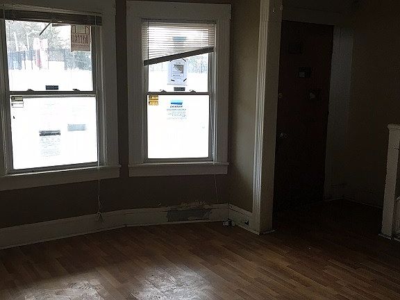 Additional Living Room