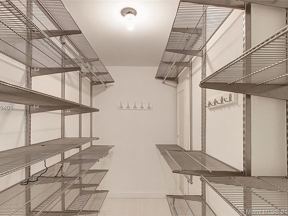 5th image of 800 West Ave APT 720