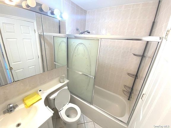 4th image of 9317 90th Ave Fl 1