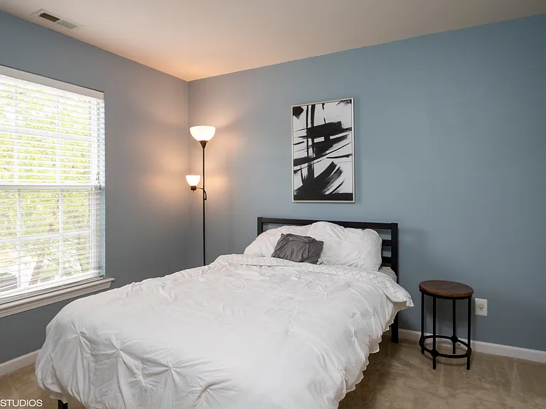 5743 Cambridge Bay Dr — Photo 14