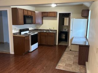 610 SW 2nd St #1, Aledo, IL 61231