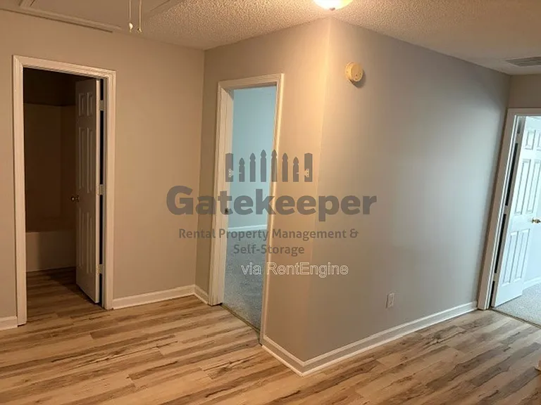 3161 Glen Hollow Dr — Photo 5