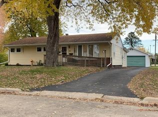 500 Maple Ave, Morrison, IL 61270