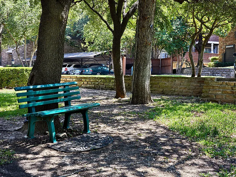 London Park — Photo 14