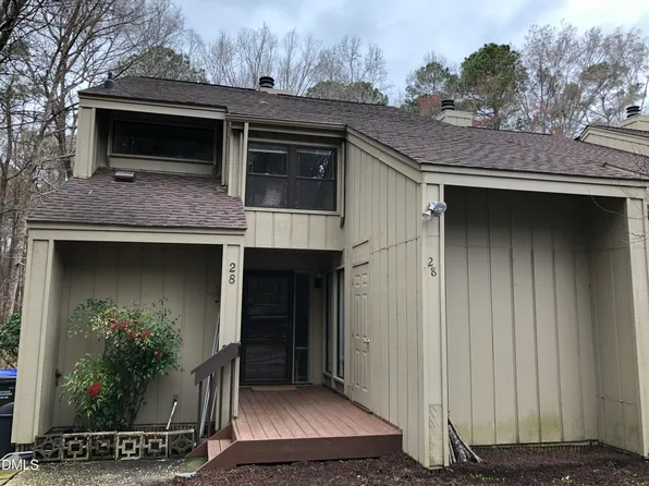 4100 Five Oaks Dr Unit 28, Durham, NC 27707
