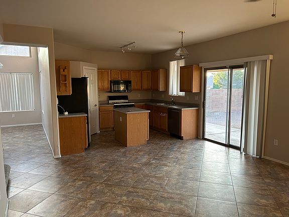 Kitchen, open to family room