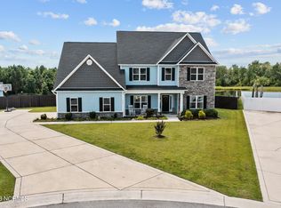 617 Sherman Ln, Jacksonville, NC 28546