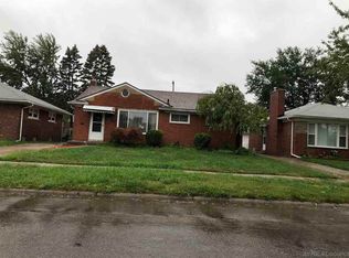 21053 Virginia Ave, Eastpointe, MI 48021