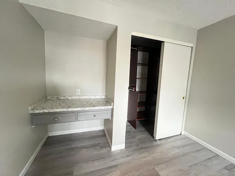 345 E 20th Ave #D — Photo 6