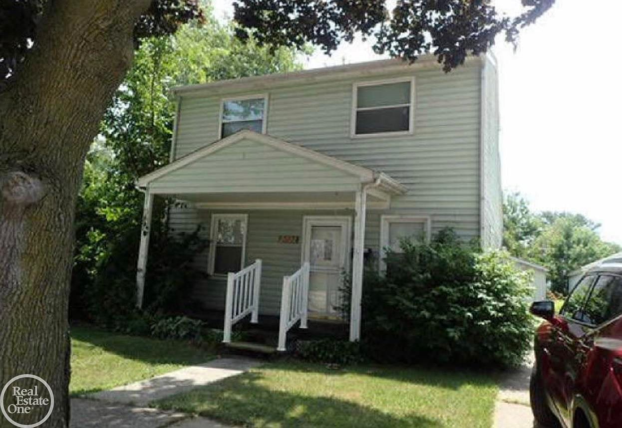 21722 Rosedale St, Saint Clair Shores, MI 48080 | Zillow
