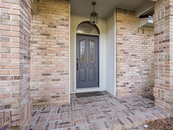 5th image of 4536 BAY HARBOUR Drive