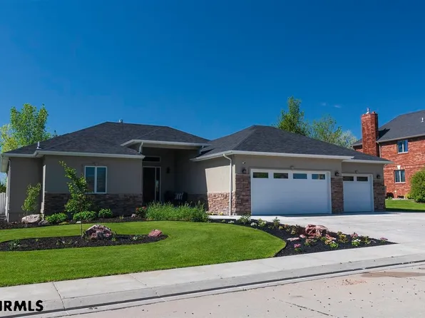 2285 Lariat Loop, Gering, NE 69341