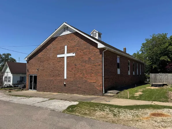 105 S 5th St, Francisco, IN 47649