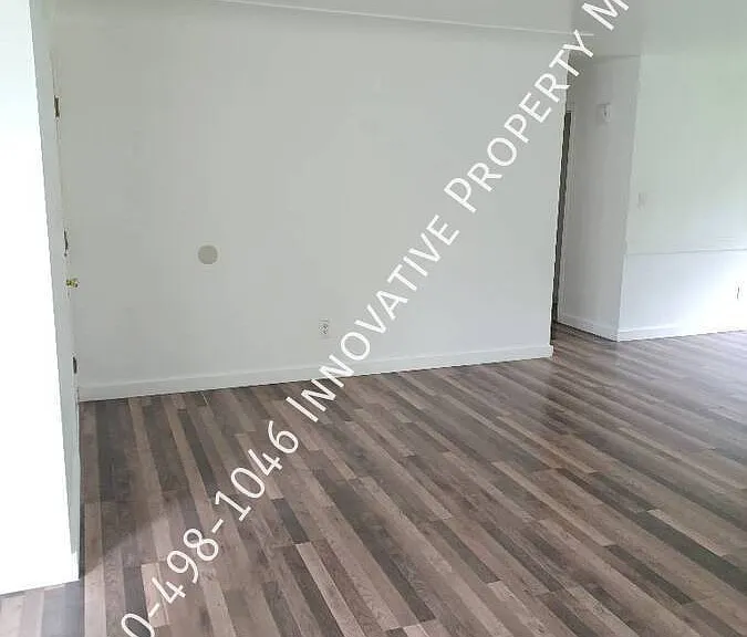5476 Westchester Dr — Photo 7