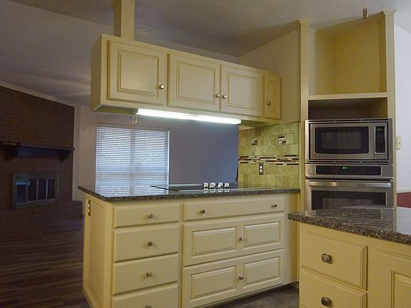 5th image of 1319 Candlelight Ave