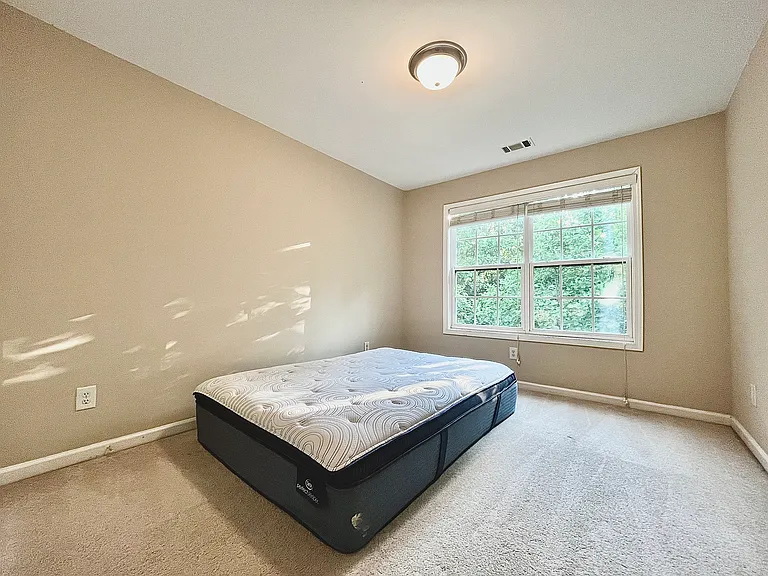 1659 Tailmore Ln — Photo 29