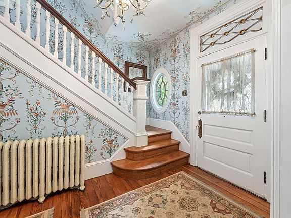 4th image of 27 N Lincoln Ave