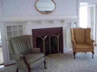 5 Belvidere Blvd, North Providence, RI 02911