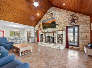 825 Recreation Rd #255, Colmesneil, TX 75938