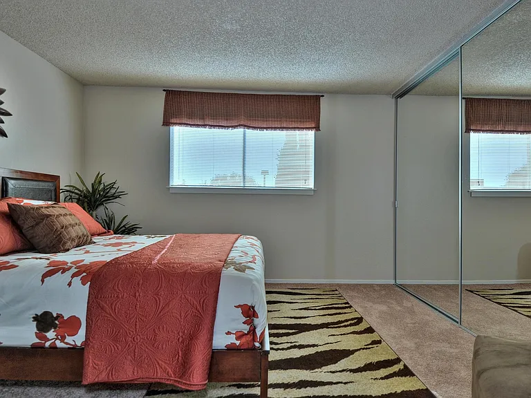 Alderwood Apartments — Photo 21