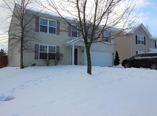 1523 Bear Claw Ln, Fort Wayne, IN 46845