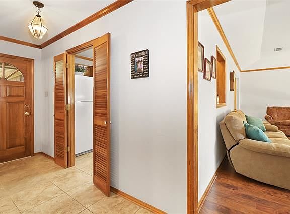4th image of 1107 Stonelake Dr