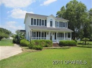 2388 Ivy Rd, Greenville, NC 27858