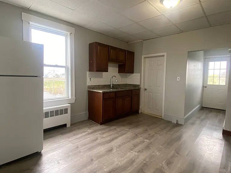 271 Shirley St #4 — Photo 9