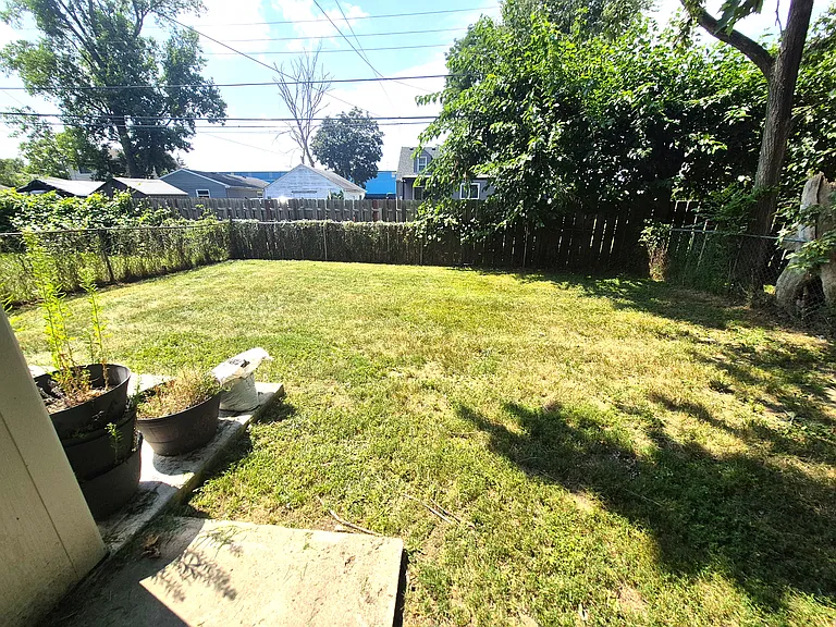 11252 Ziegler St — Photo 9